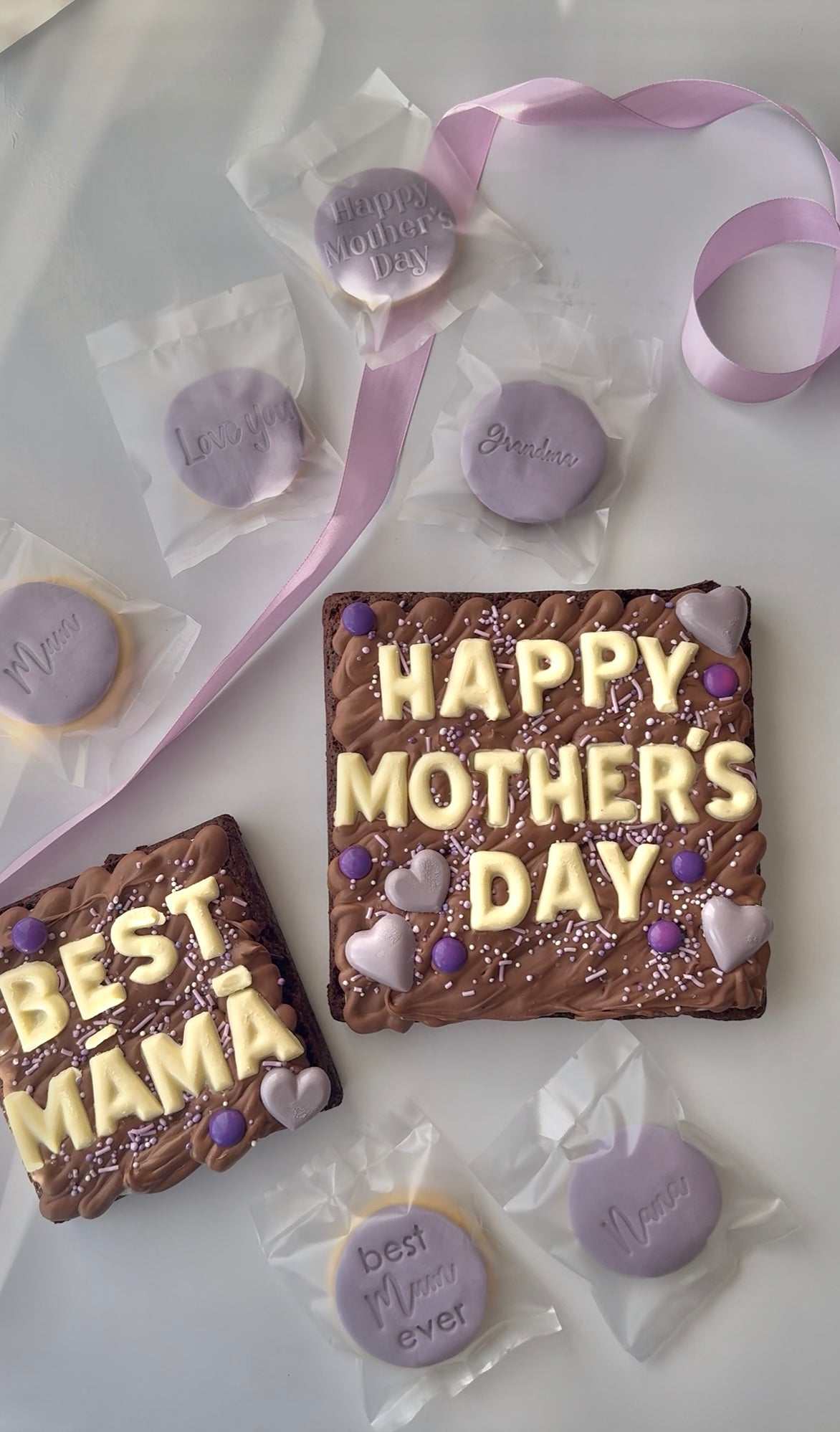 MOTHER'S DAY PERSONALISED BROWNIE/BLONDIE