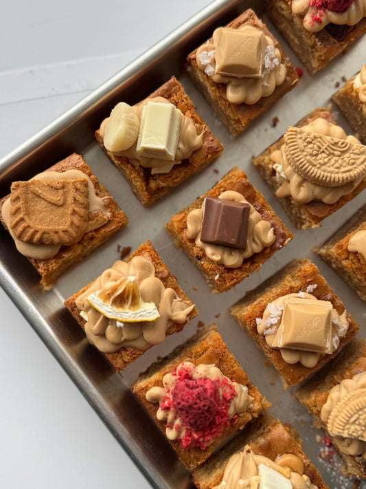 LOADED BLONDIE