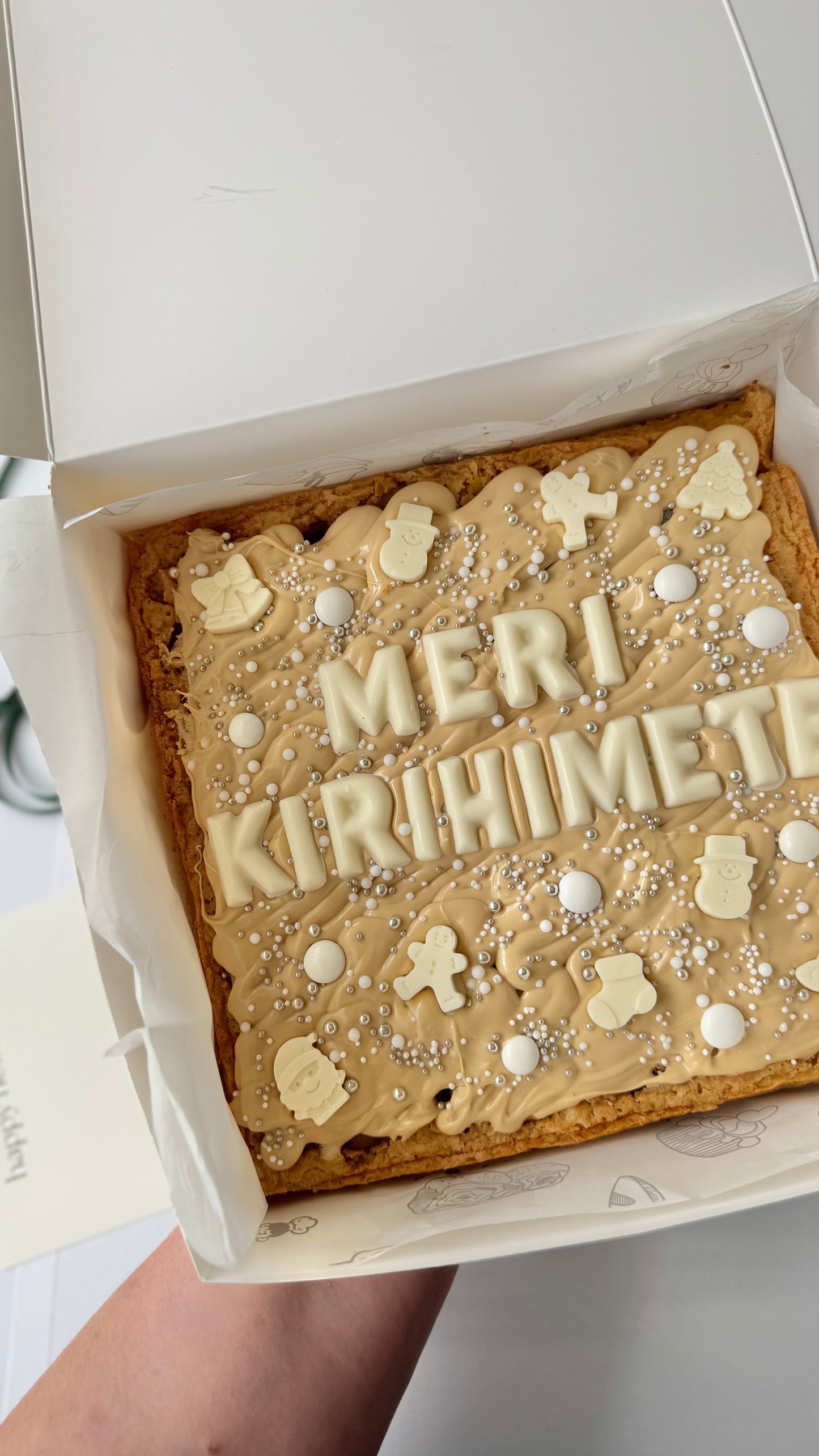 CUSTOM CHRISTMAS BLONDIE (large)