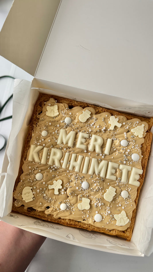 CUSTOM CHRISTMAS BLONDIE (large)