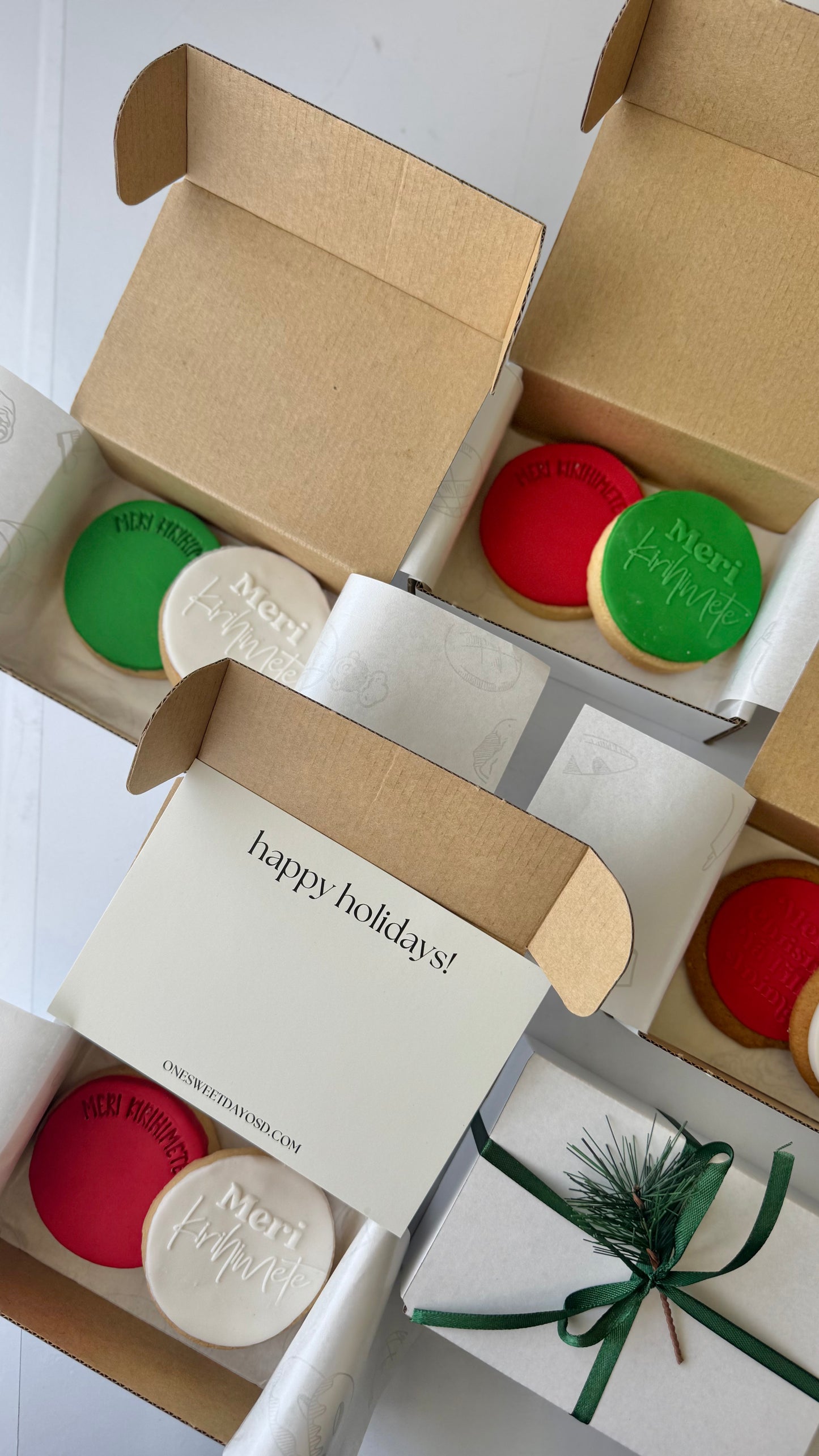 CUSTOM CHRISTMAS COOKIES (bulk/corporate gifts)