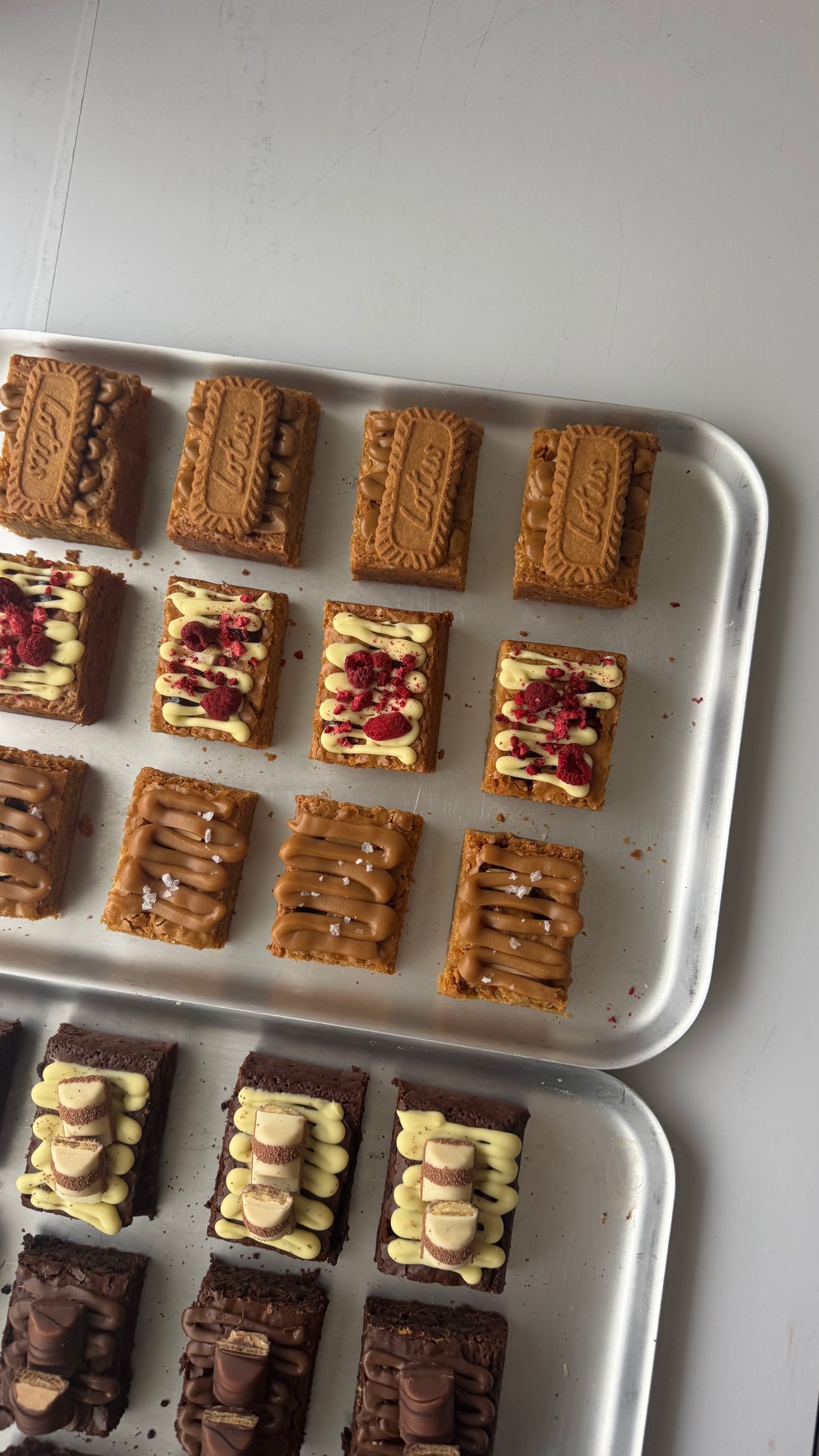 WHOLESALE BROWNIE & BLONDIE