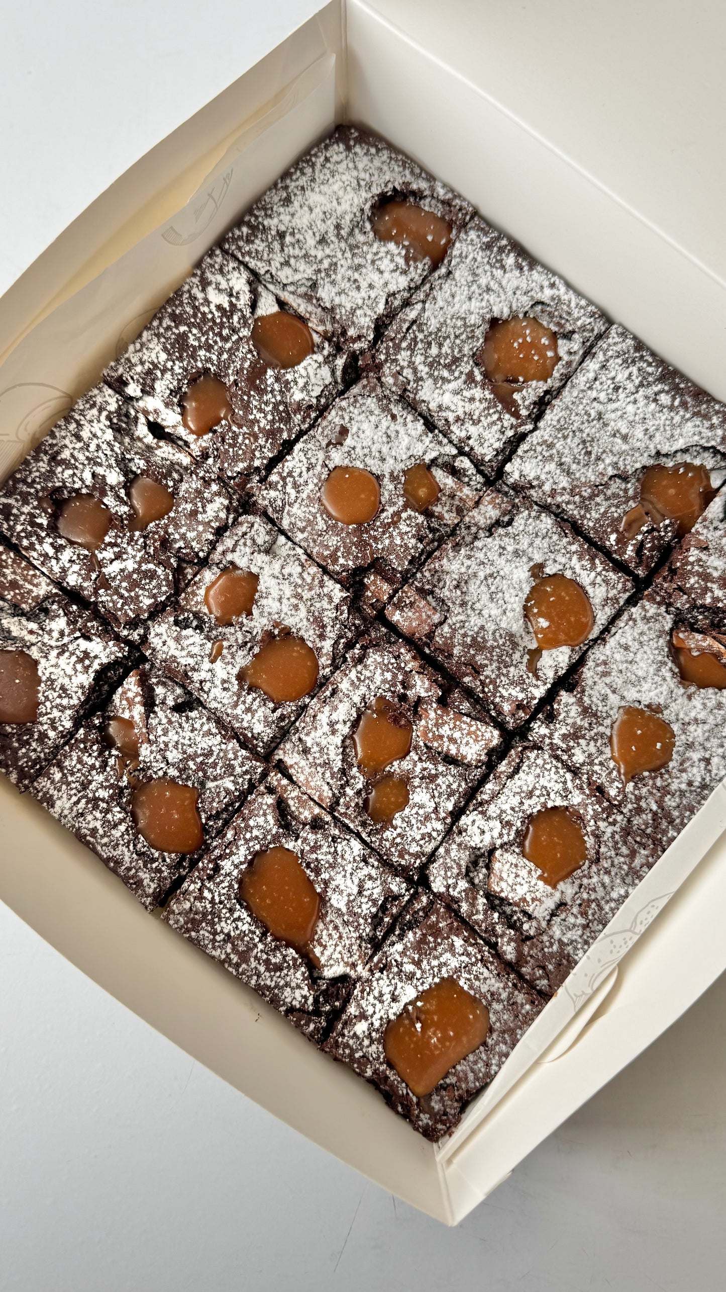CLASSIC BROWNIE