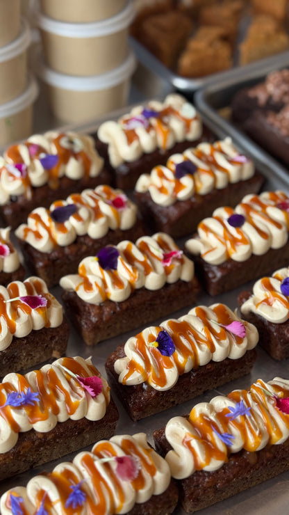 mini sticky date cakes